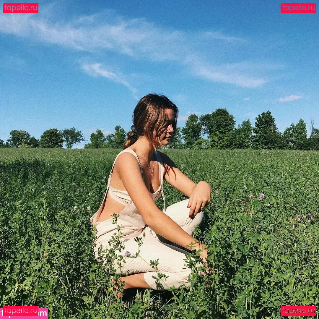 Bailee Madison Onlyfans Photo Gallery 