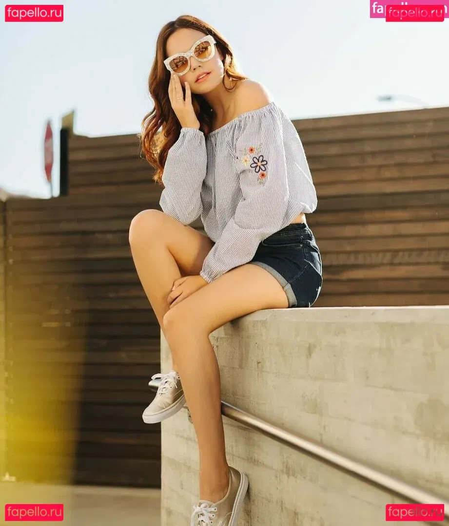 Bailee Madison Onlyfans Photo Gallery 