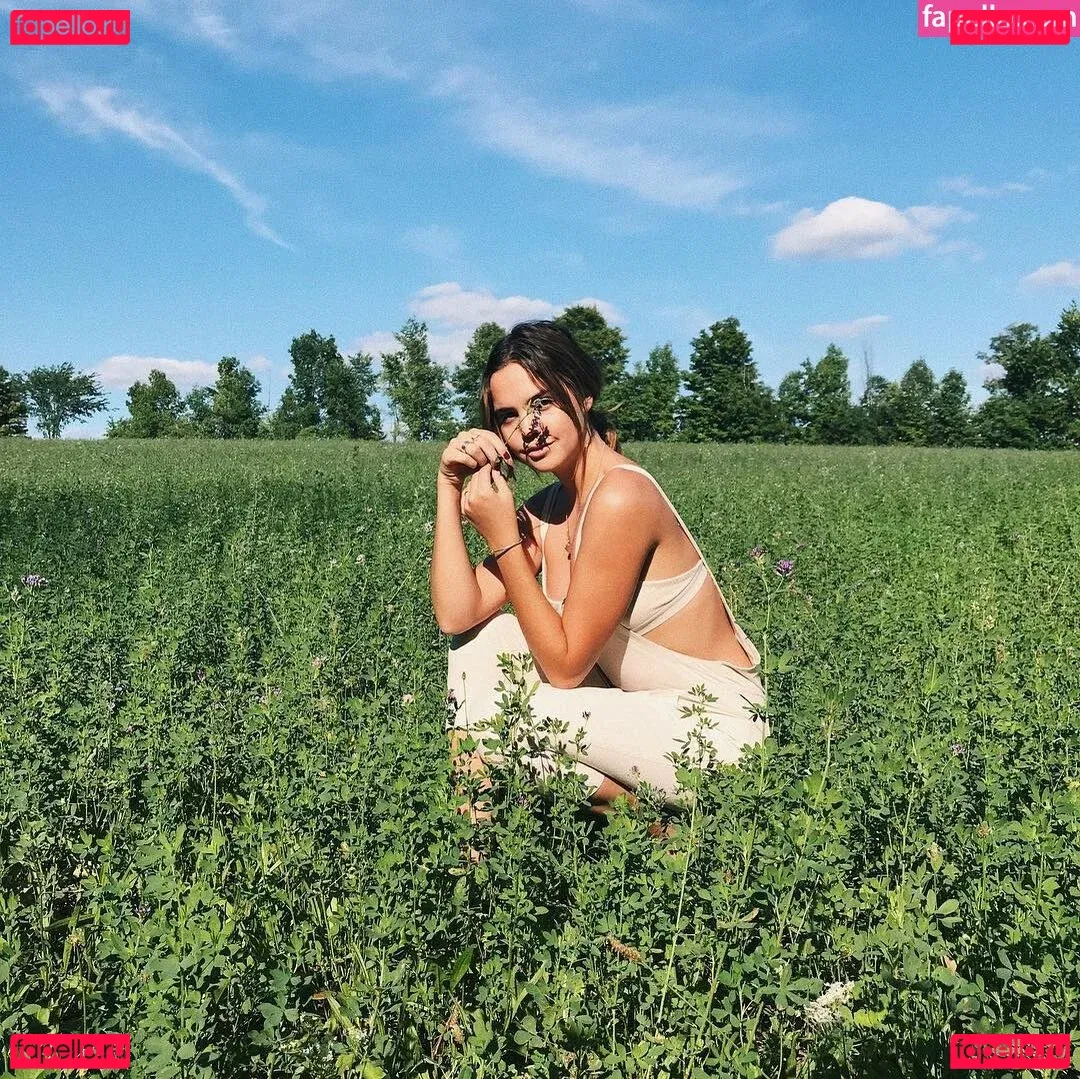 Bailee Madison Onlyfans Photo Gallery 