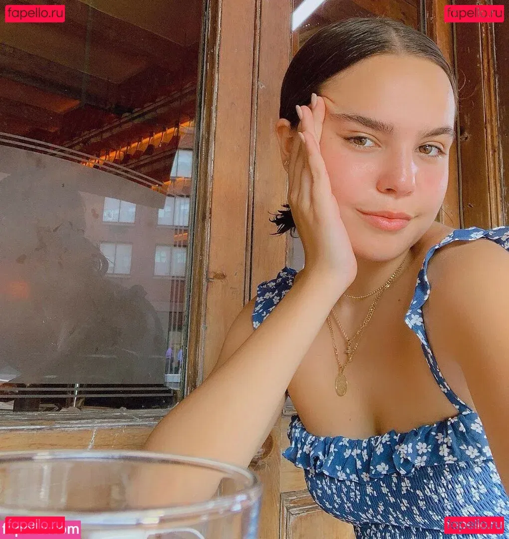 Bailee Madison Onlyfans Photo Gallery 