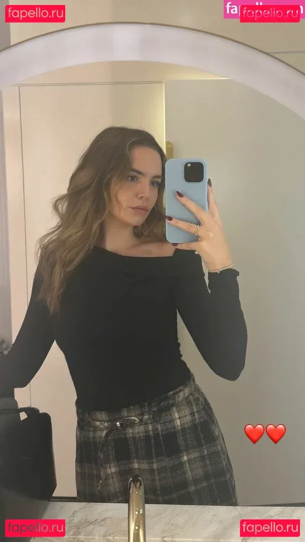 Bailee Madison Onlyfans Photo Gallery 