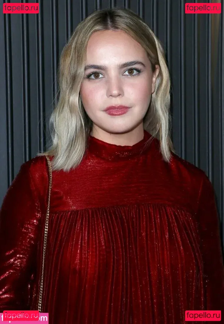Bailee Madison Onlyfans Photo Gallery 