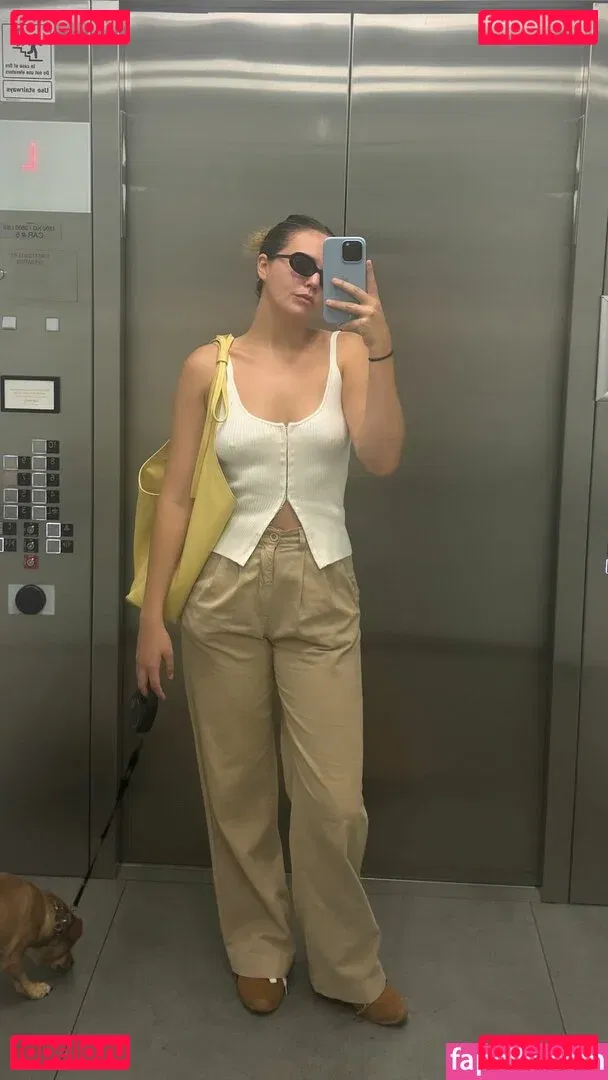 Bailee Madison Onlyfans Photo Gallery 