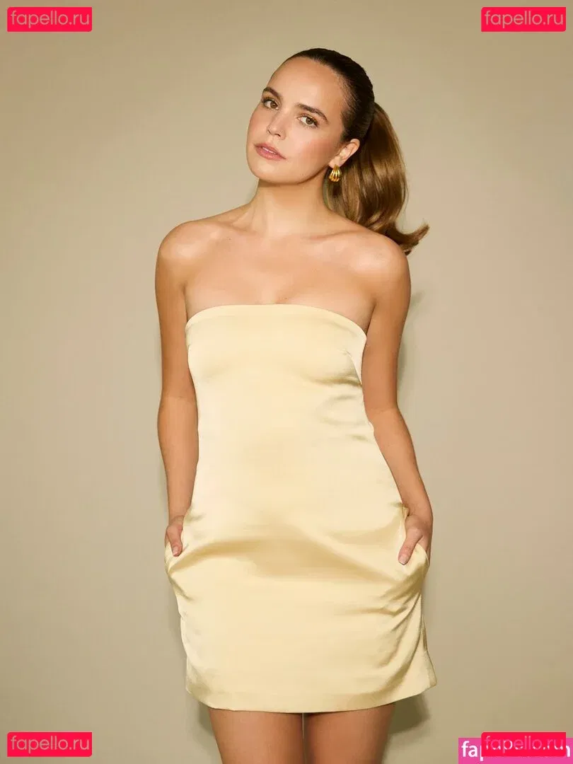 Bailee Madison Onlyfans Photo Gallery 