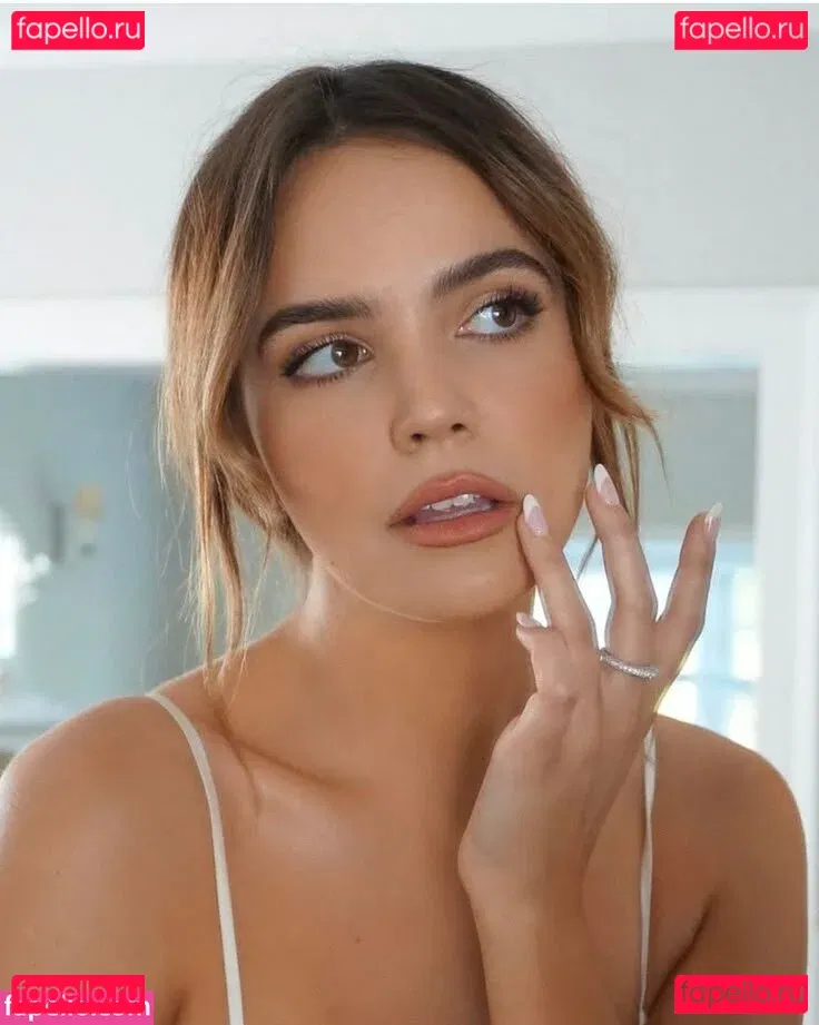 Bailee Madison Onlyfans Photo Gallery 