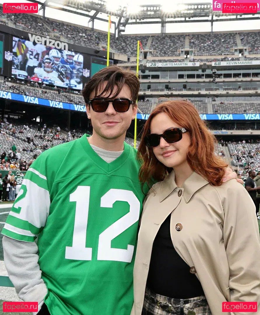 Bailee Madison Onlyfans Photo Gallery 