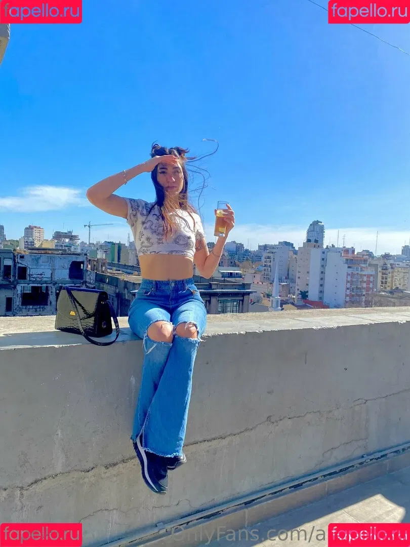 aura_free Onlyfans Photo Gallery 