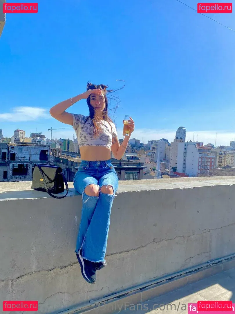 aura_free Onlyfans Photo Gallery 