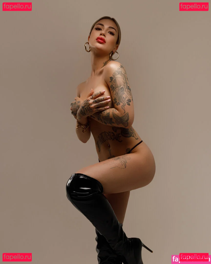 Mayumi Wada Onlyfans Photo Gallery 