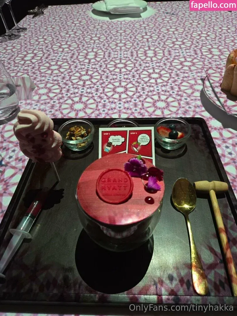 tinyhakka Onlyfans Photo Gallery 