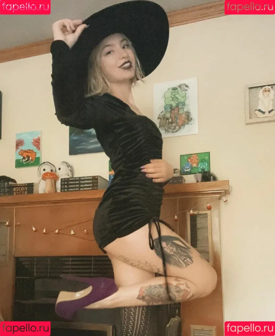 violets_cabaret Onlyfans Photo Gallery 