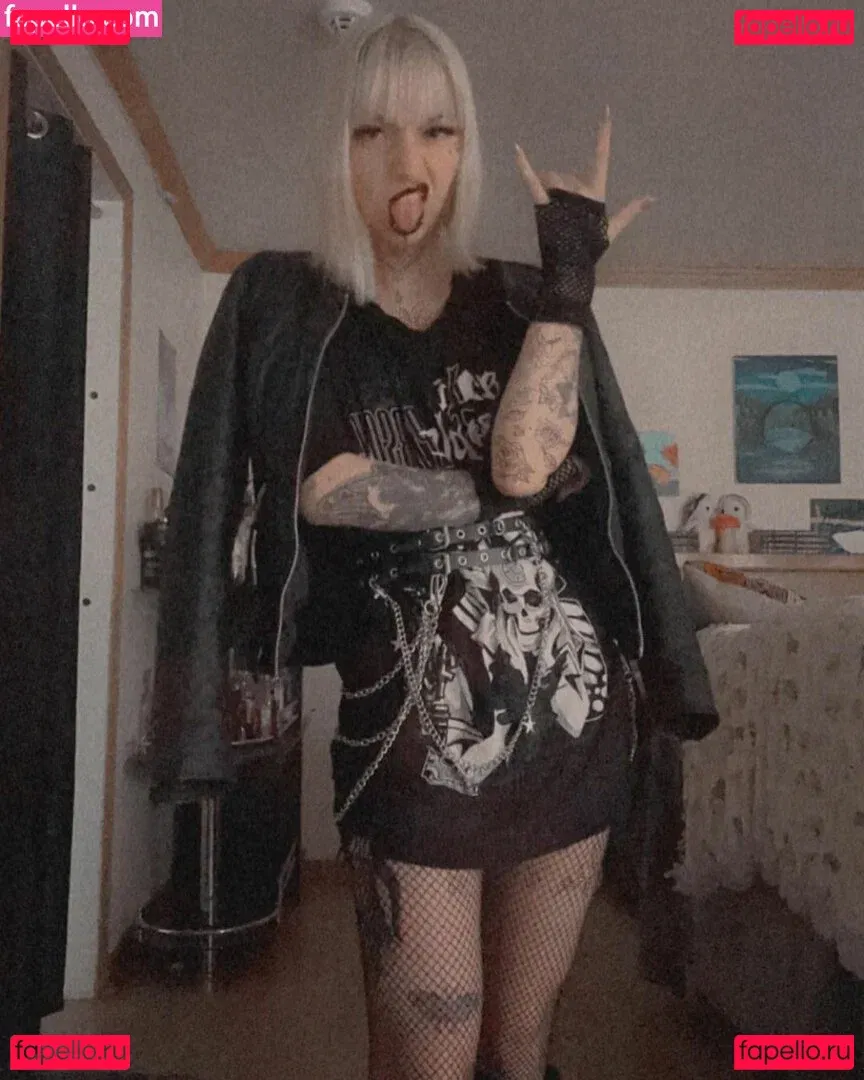 violets_cabaret Onlyfans Photo Gallery 