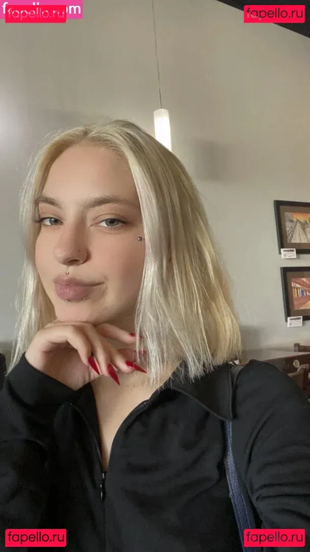 violets_cabaret Onlyfans Photo Gallery 