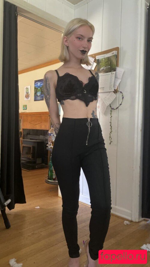 violets_cabaret Nude Onlyfans Photo 6