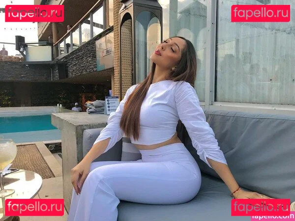 Jessica Thomson Onlyfans Photo Gallery 