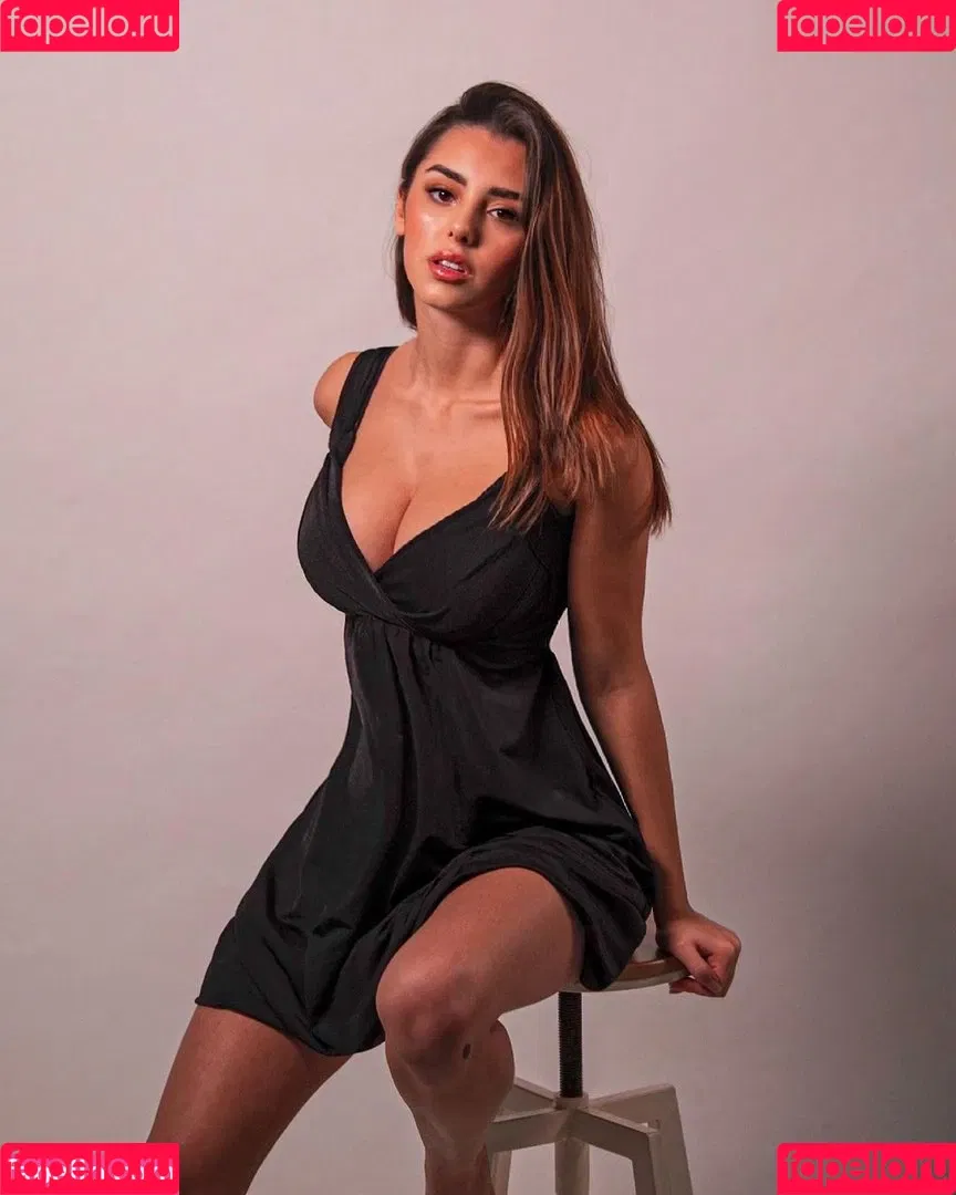 Valeria Conca Onlyfans Photo Gallery 
