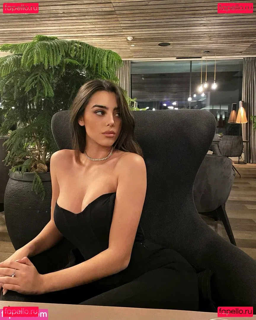 Valeria Conca Onlyfans Photo Gallery 