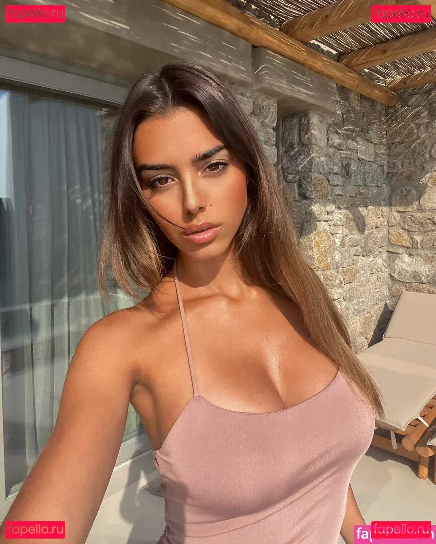 Valeria Conca Onlyfans Photo Gallery 