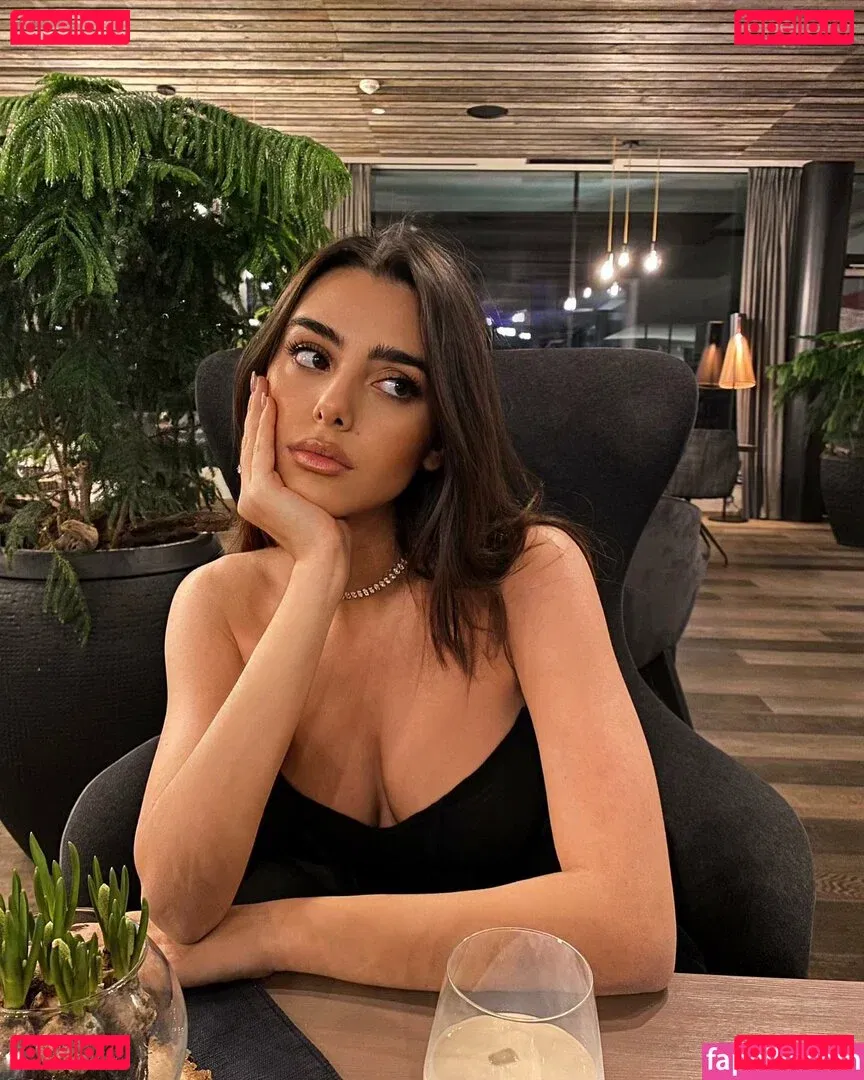 Valeria Conca Onlyfans Photo Gallery 