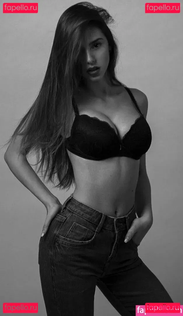 Valeria Conca Onlyfans Photo Gallery 