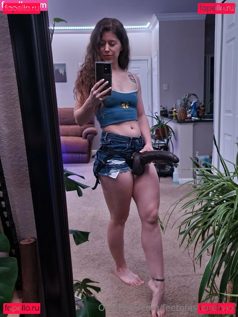 feetofastonervip Onlyfans Photo Gallery 