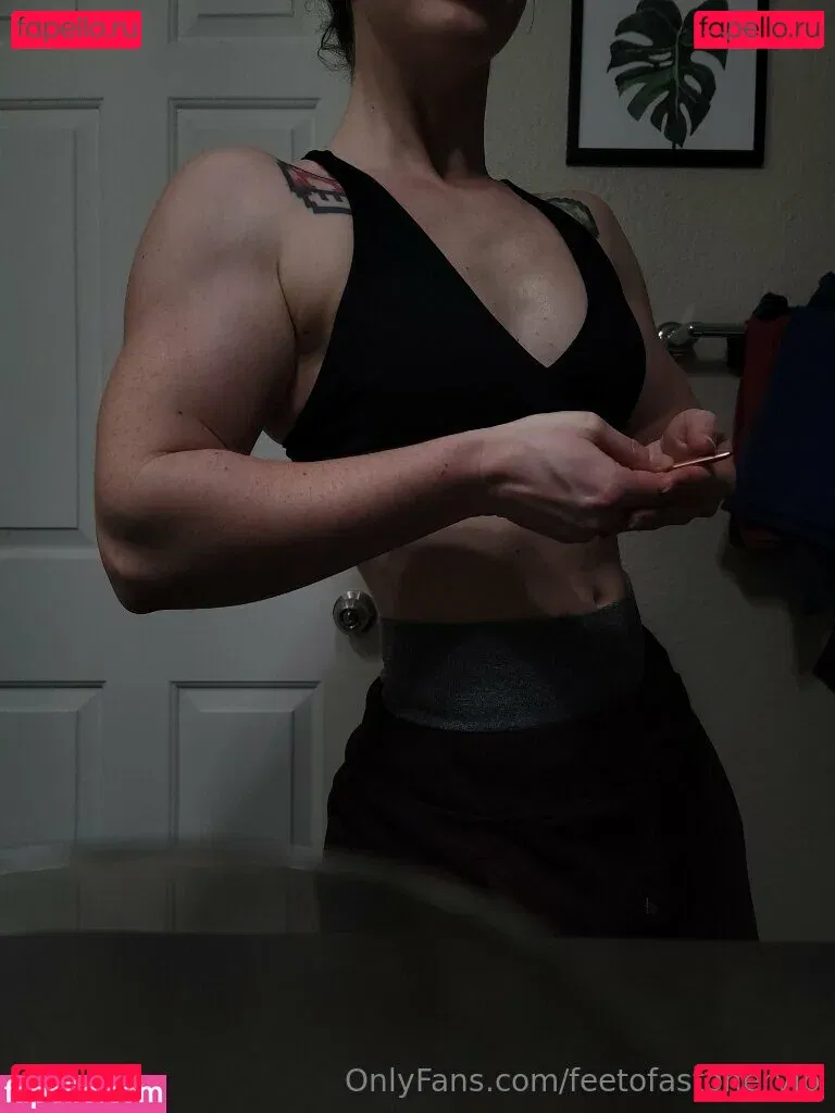feetofastonervip Onlyfans Photo Gallery 