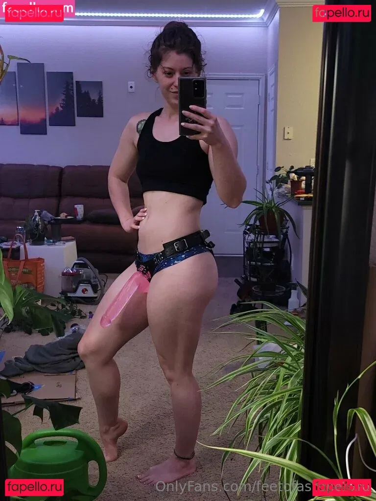 feetofastonervip Onlyfans Photo Gallery 