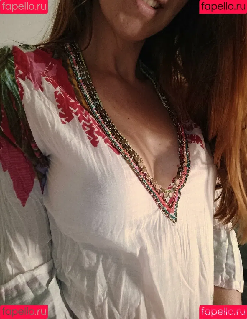 Delicioux Helen Onlyfans Photo Gallery 