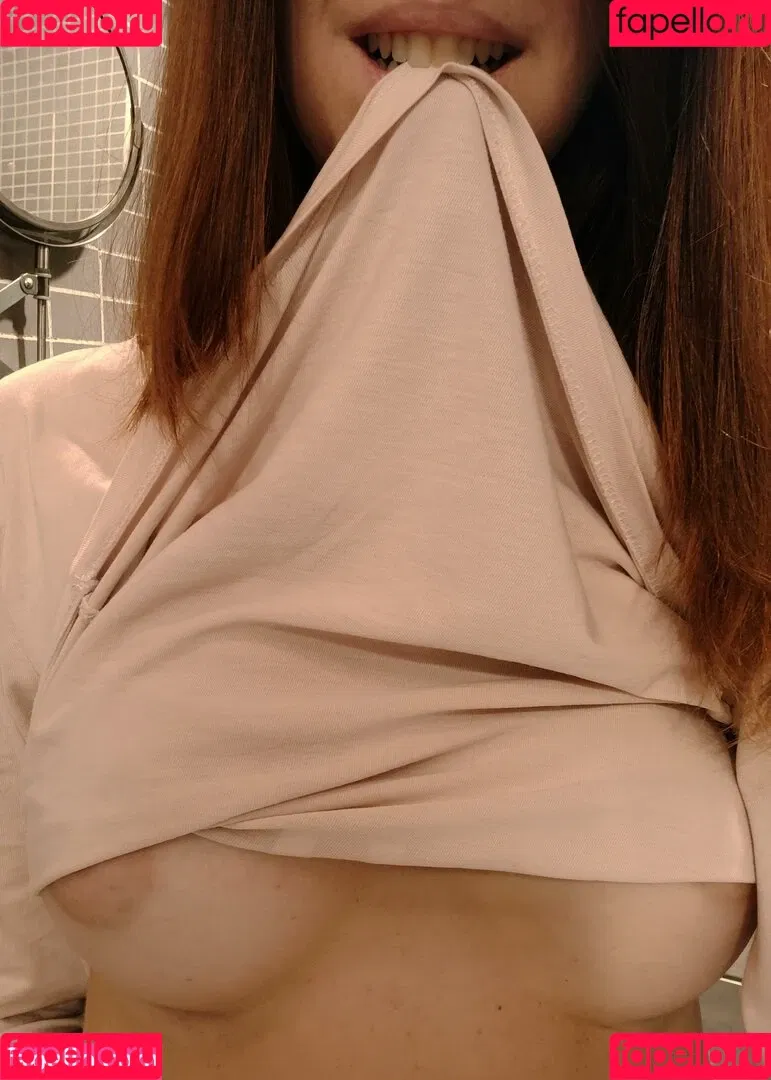 Delicioux Helen Onlyfans Photo Gallery 