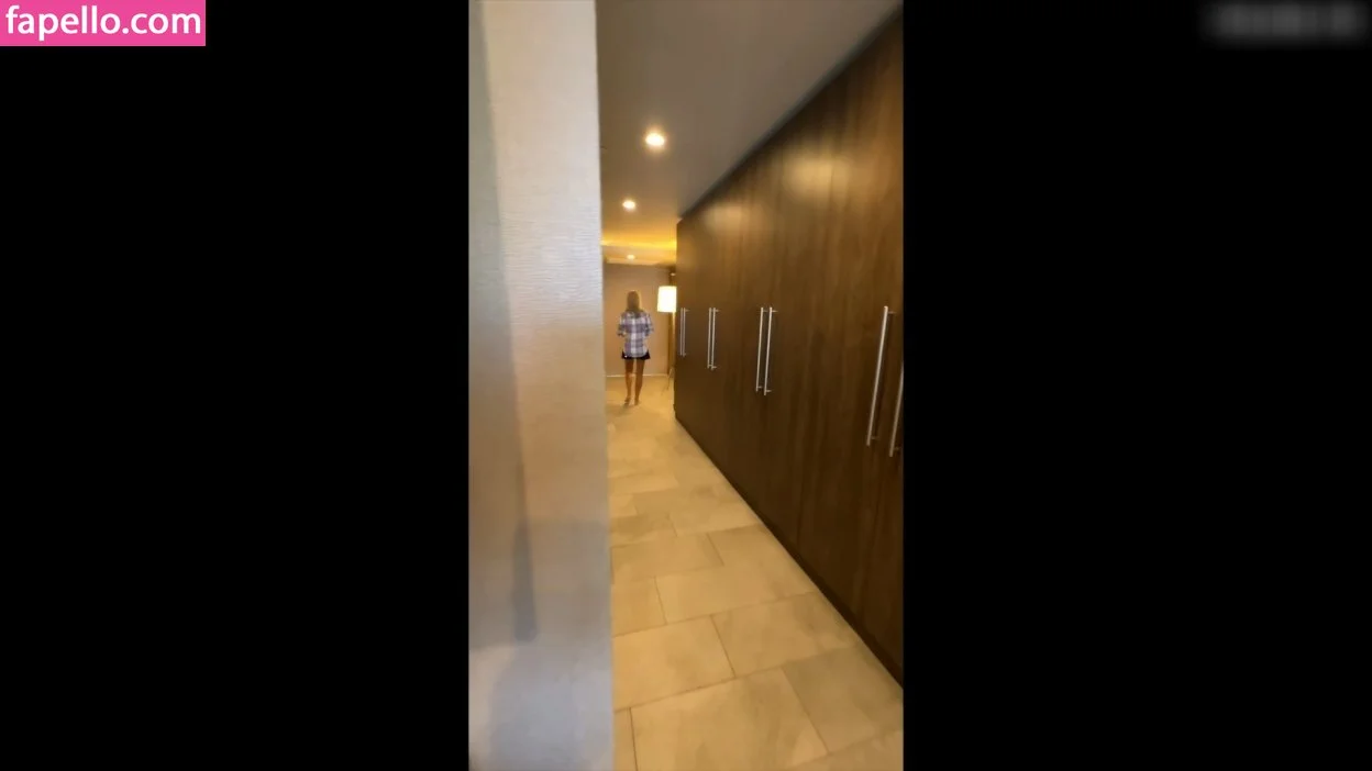 Wifeys World / Sandra Otterson Onlyfans Photo Gallery 