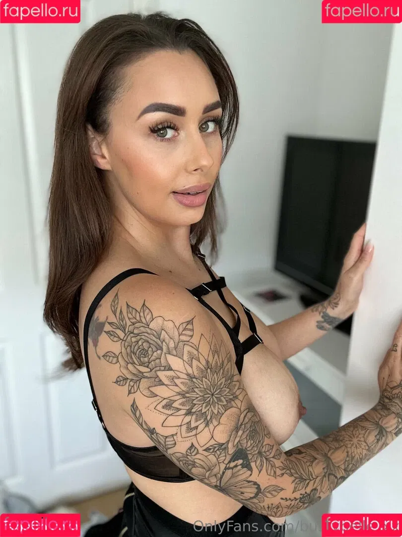 bustybelle_xx Onlyfans Photo Gallery 