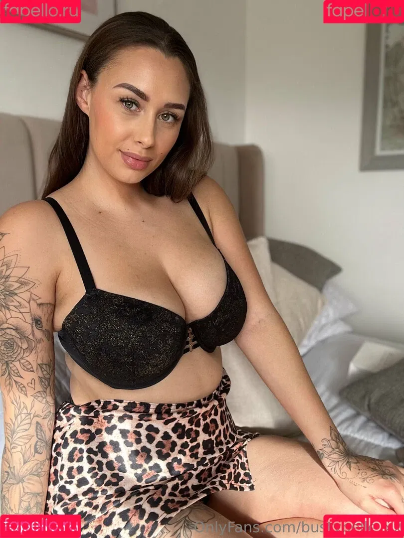 bustybelle_xx Onlyfans Photo Gallery 