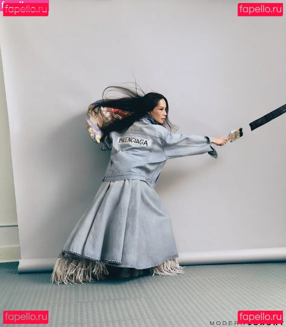 Lucy Liu Onlyfans Photo Gallery 