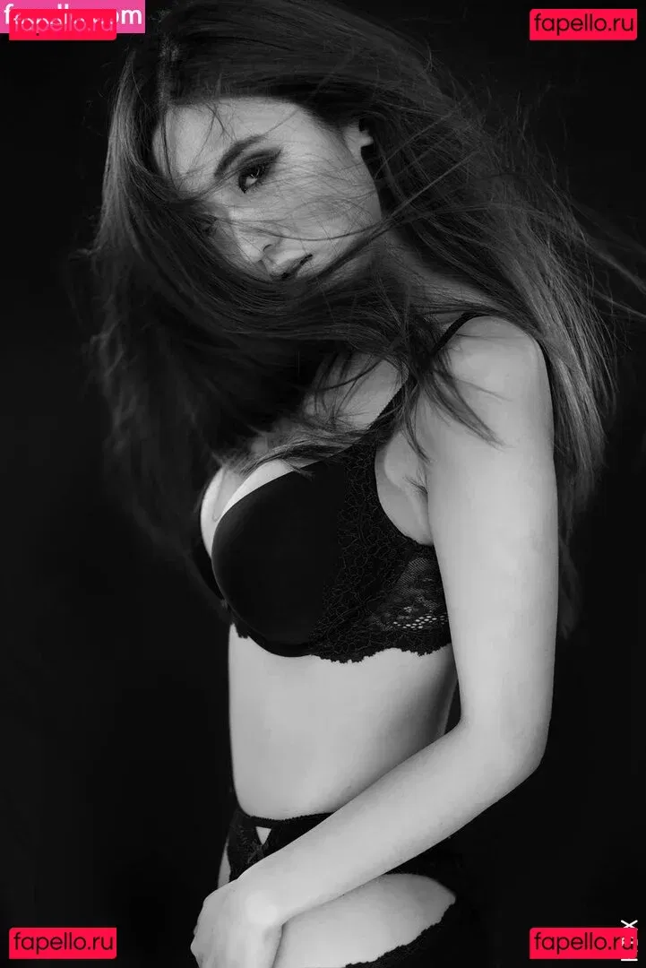 Emily108 Onlyfans Photo Gallery 