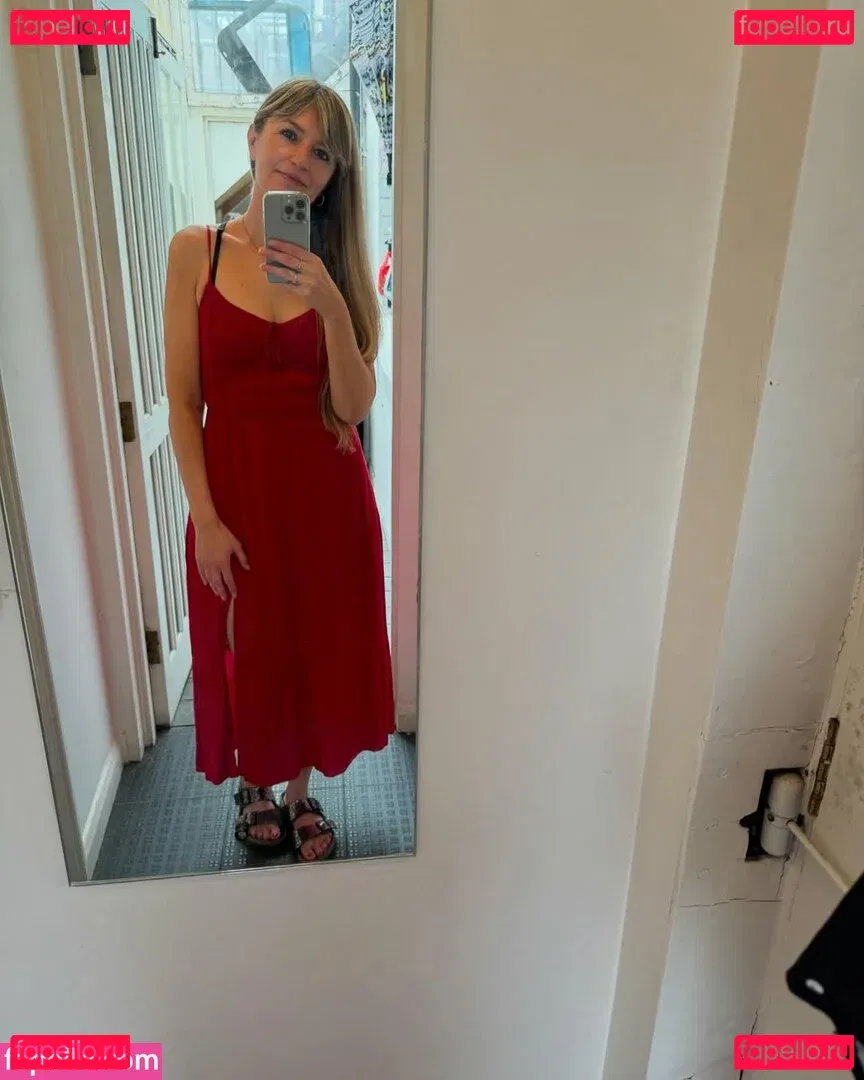 payingformydivorce Onlyfans Photo Gallery 