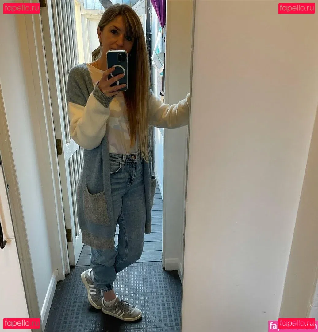 payingformydivorce Onlyfans Photo Gallery 