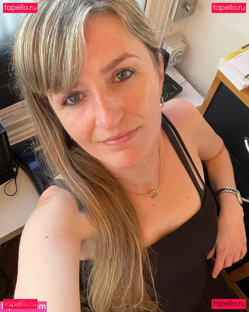 payingformydivorce Onlyfans Photo Gallery 