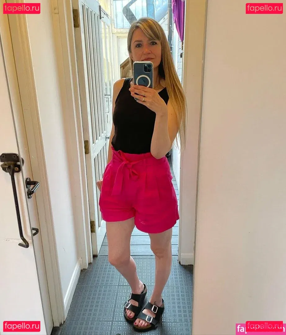 payingformydivorce Onlyfans Photo Gallery 