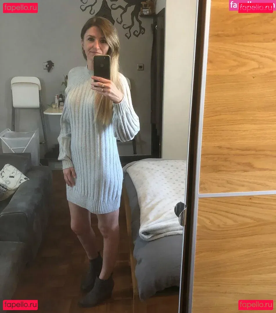 payingformydivorce Onlyfans Photo Gallery 