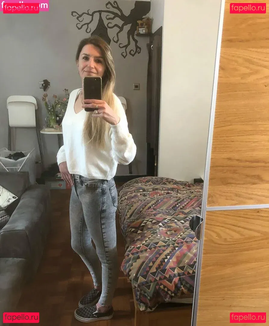 payingformydivorce Onlyfans Photo Gallery 