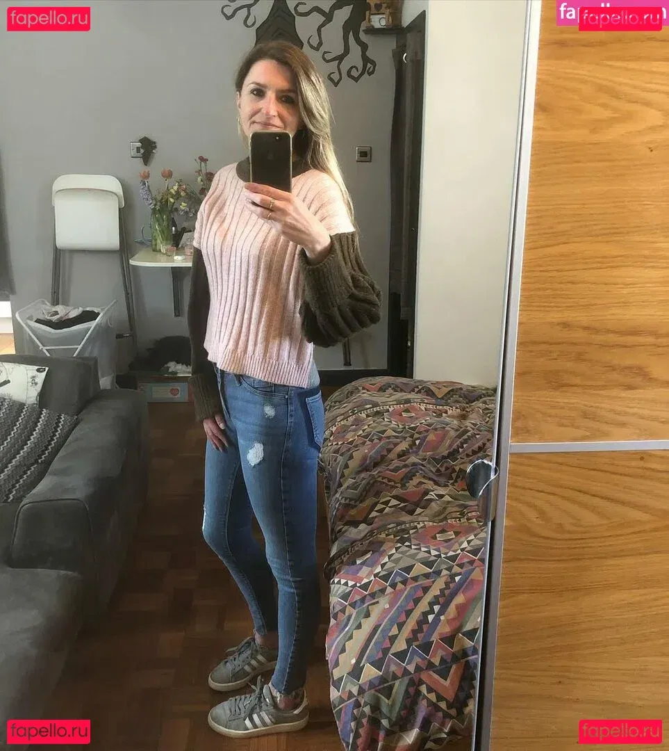 payingformydivorce Onlyfans Photo Gallery 