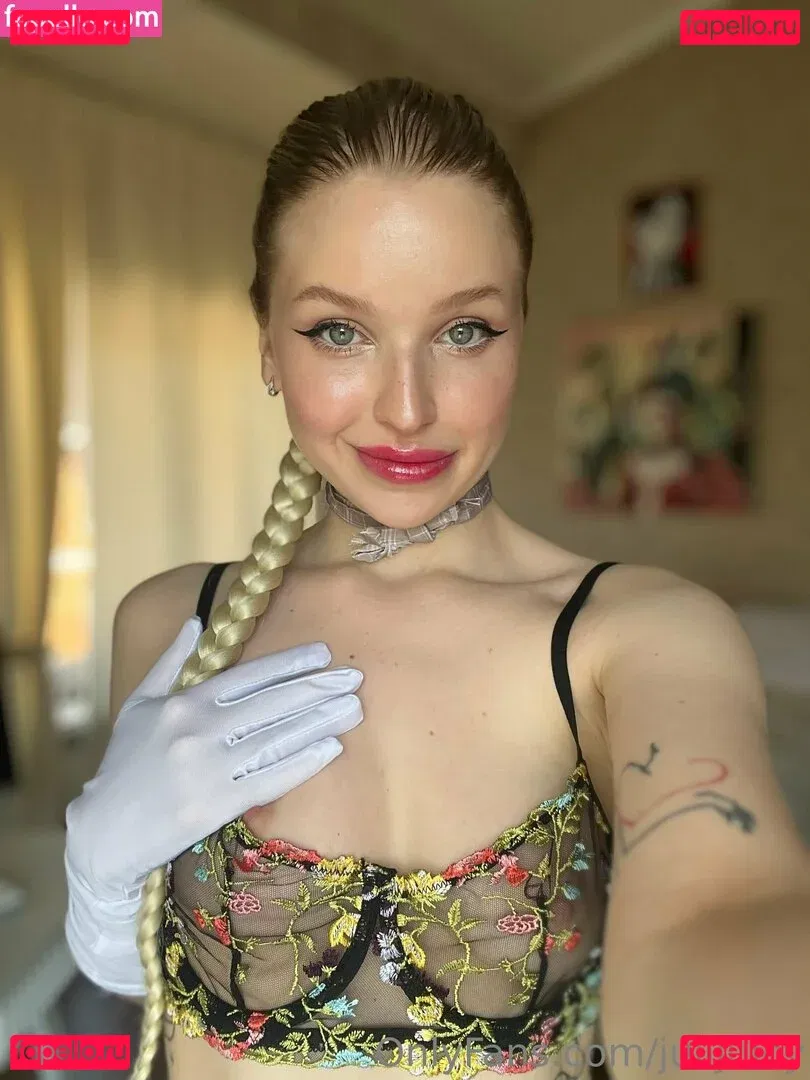 gii_shimmer Onlyfans Photo Gallery 