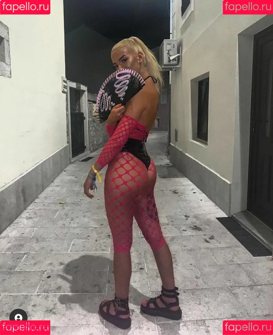 Kim Badkin Onlyfans Photo Gallery 