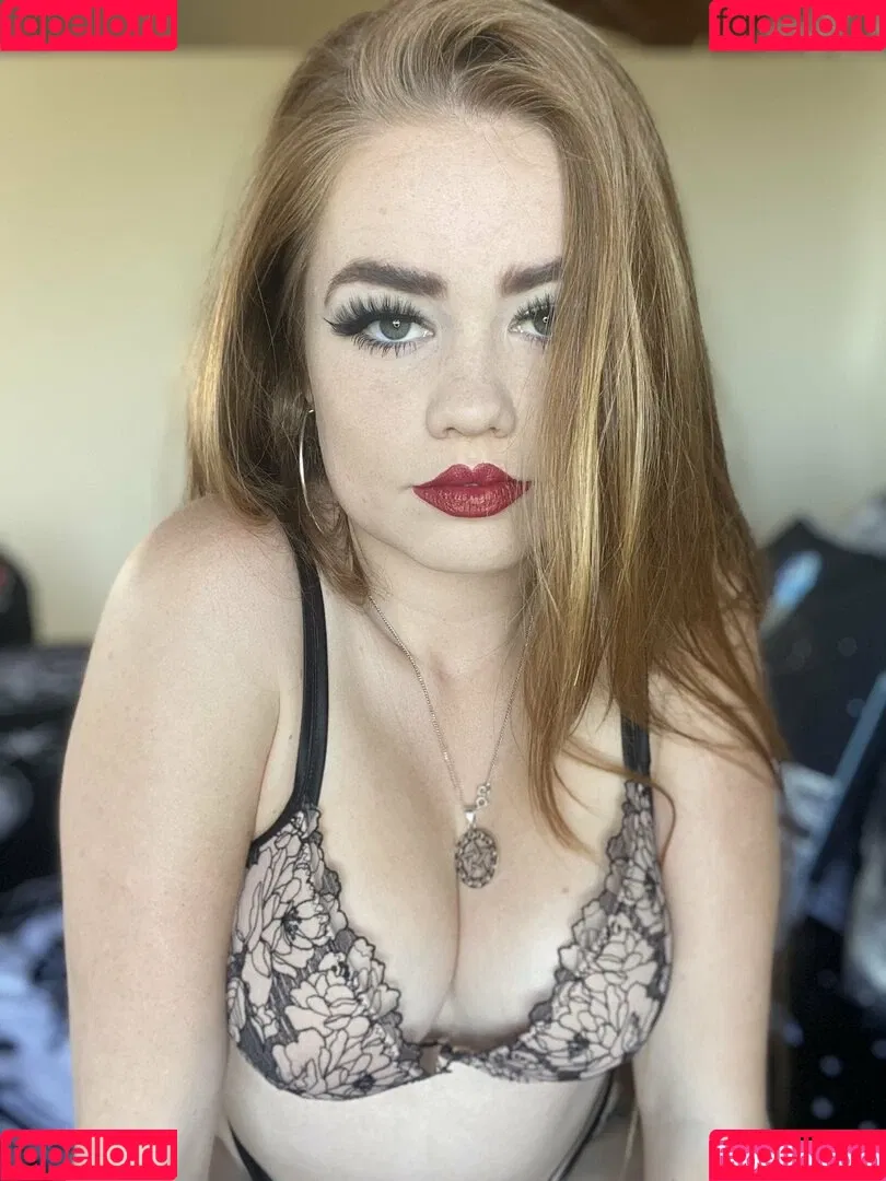 findomroxy1 Onlyfans Photo Gallery 