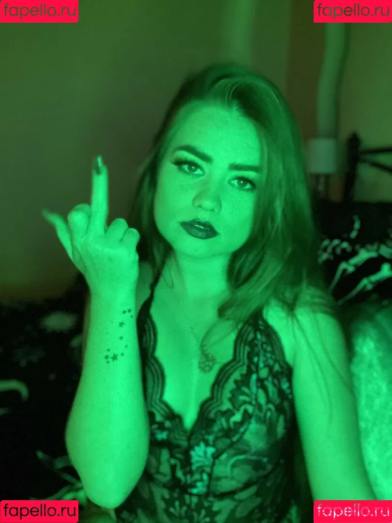findomroxy1 Onlyfans Photo Gallery 