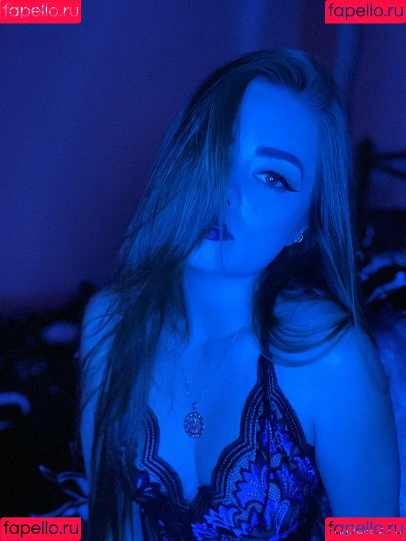 findomroxy1 Onlyfans Photo Gallery 