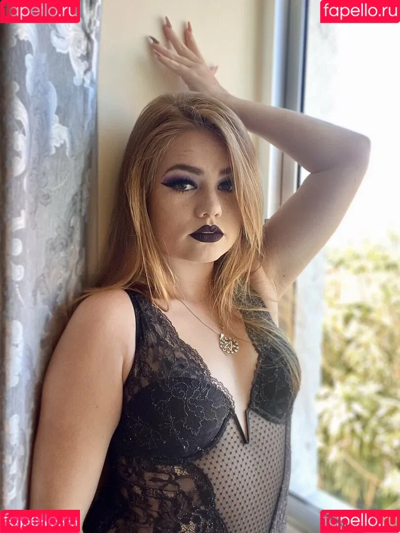 findomroxy1 Onlyfans Photo Gallery 