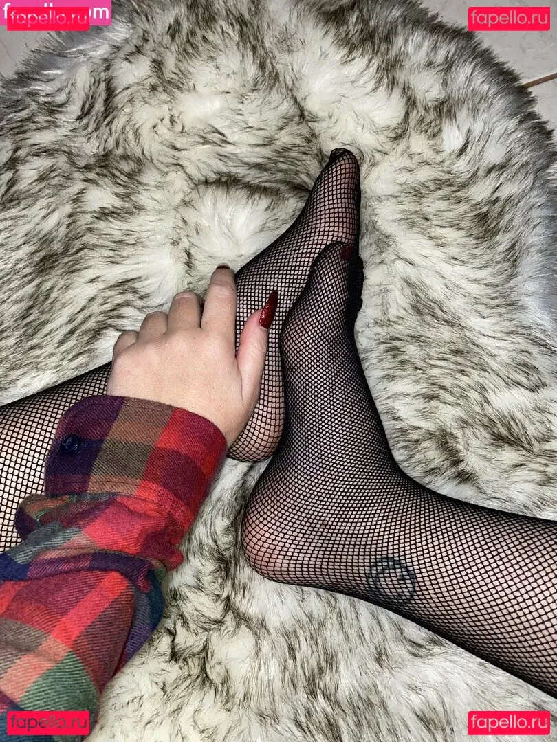 findomroxy1 Onlyfans Photo Gallery 