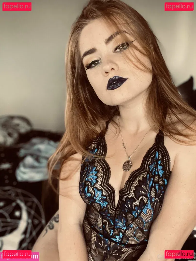 findomroxy1 Onlyfans Photo Gallery 