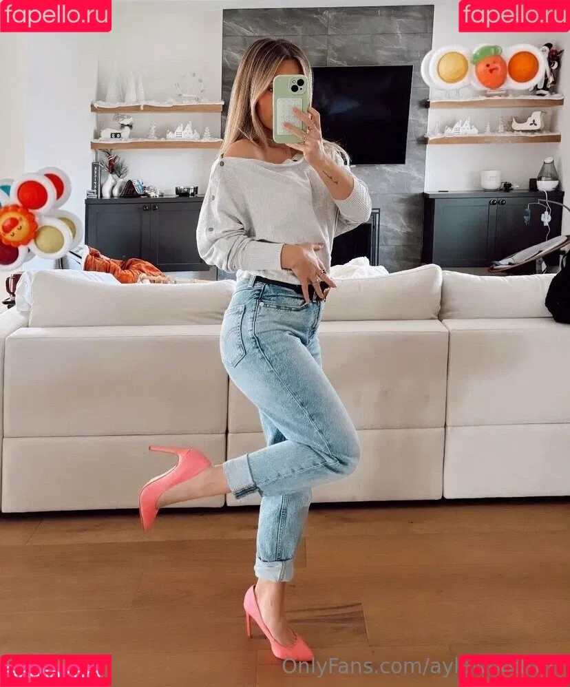 aylawoodruff Onlyfans Photo Gallery 